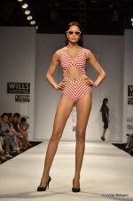 Model walk the ramp for Shivan and Narresh Show at Wills Lifestyle India Fashion Week 2012 day 5 on 10th Oct 2012 (91).JPG